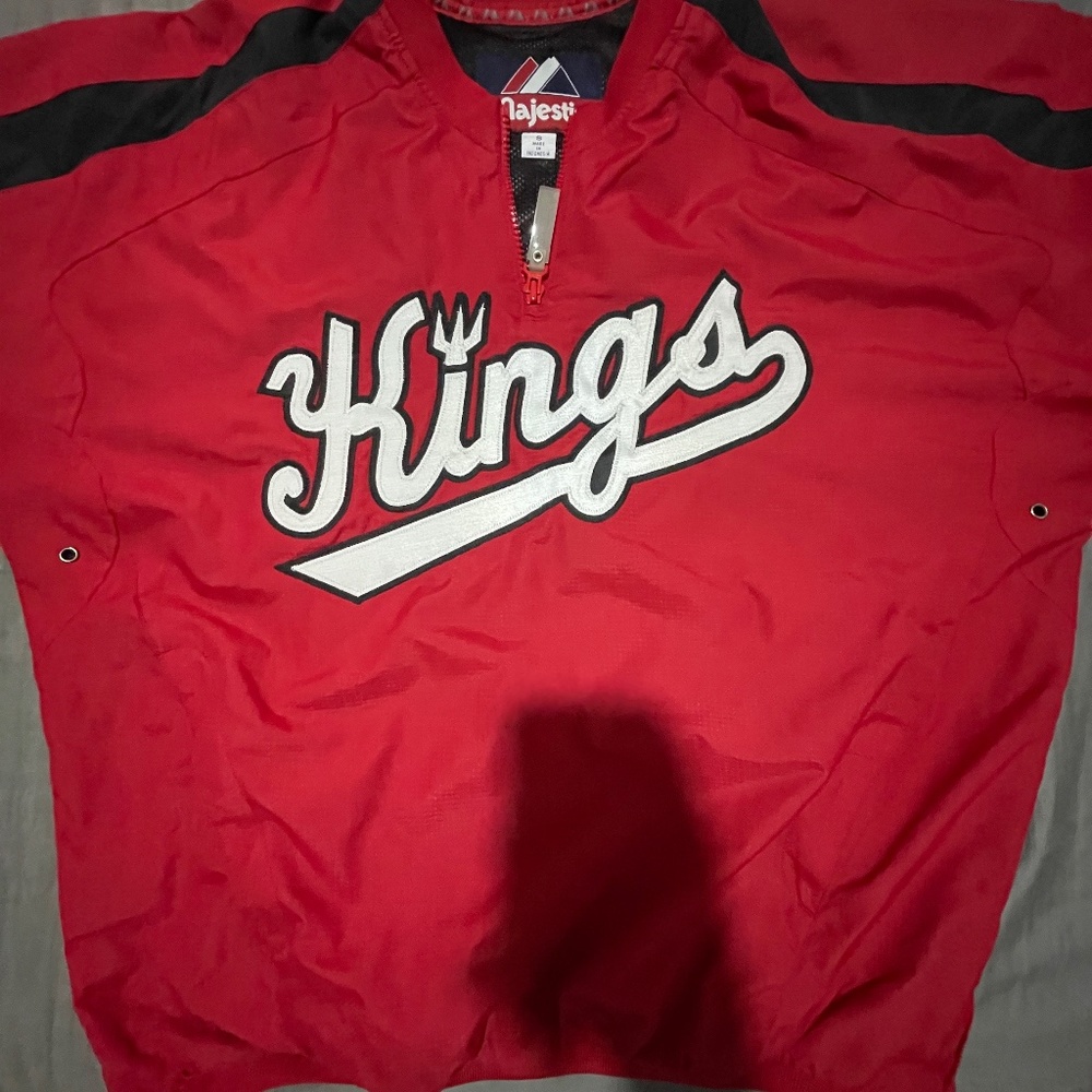 Vintage Majestic Brand Kings sweater